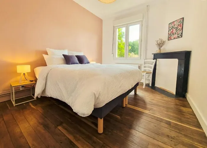 Le Relais De L'écluse - Nature On An Island * Maroilles