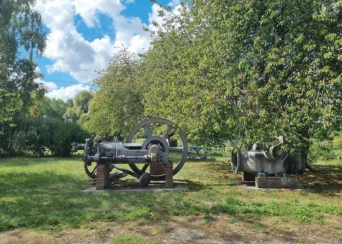 Le Relais De L'écluse - Nature On An Island